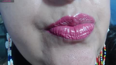 Snapshot of kerly_doll chatting on 01.31.25 K E R L Y online show from 01.31.25
