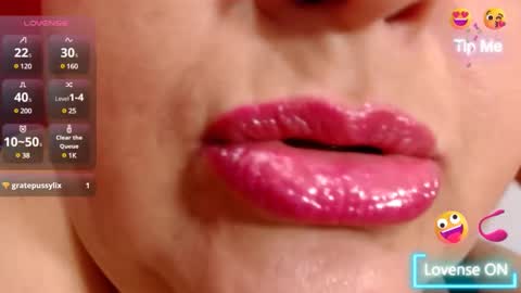 Snapshot of kerly_doll chatting on 02.04.25 K E R L Y online show from 02.04.25