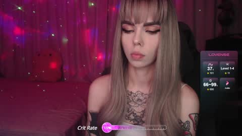 Snapshot of kerry_kirk chatting on 12.15.24 Kerry online show from 12.15.24