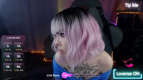 Snapshot of kerry_kirk chatting on 11.28.25 Kerry online show from 11.28.25