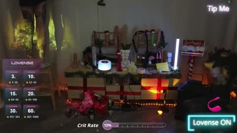 Snapshot of kerry_kirk chatting on 12.20.25 Kerry online show from 12.20.25