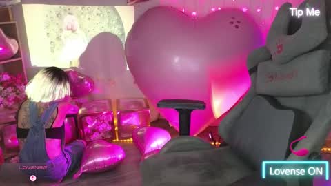 Snapshot of kerry_kirk chatting on 02.10.26 Kerry online show from 02.10.26