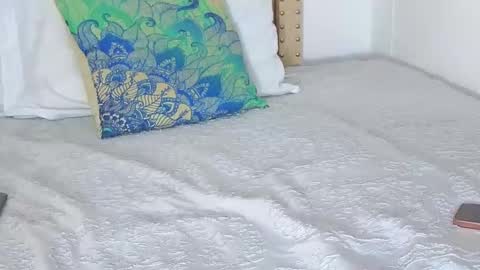 Kery Hillson online show from 10.28.25