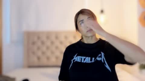 Kery Hillson online show from 02.17.26