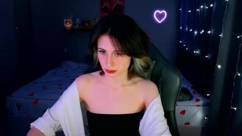 Snapshot of keti_moon chatting on 03.12.26 Keti 3 online show from 03.12.26