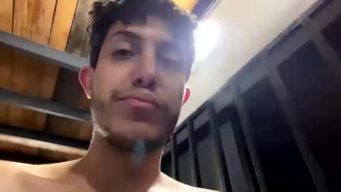 Snapshot of kevcol25 chatting on 09.26.25 LoverColombian online show from 09.26.25