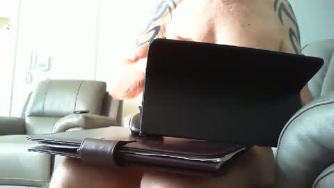 Snapshot of kevee1955 chatting on 05.01.26 Daddyo online show from 05.01.26