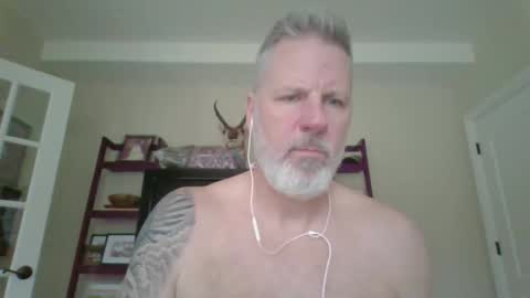 Snapshot of keven_x chatting on 11.25.25 keven_x online show from 11.25.25