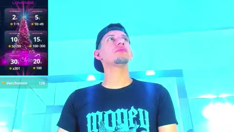 Snapshot of kevin__max_ chatting on 01.16.26 Kev online show from 01.16.26