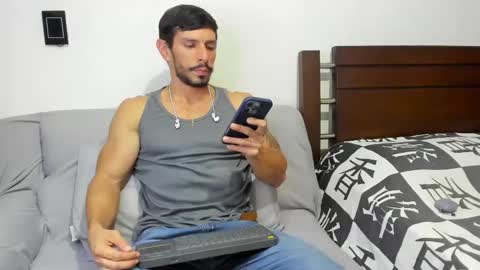 Snapshot of kevin_malone22 chatting on 06.01.26 kevin_malone22 online show from 06.01.26