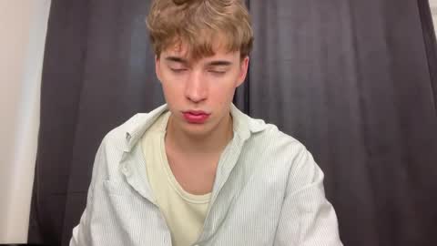 Snapshot of kevin_martin8 chatting on 05.23.26 Kevin Martin online show from 05.23.26