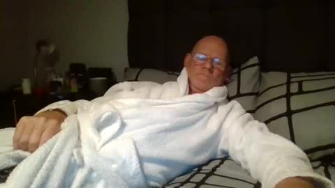 kevlooking4sez online show from 12.08.24