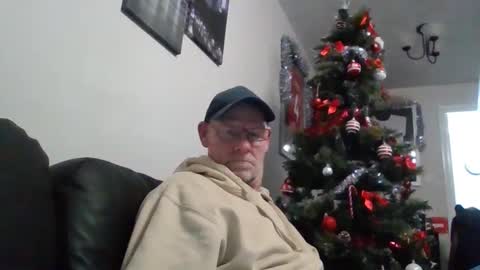 kevlooking4sez online show from 12.31.24