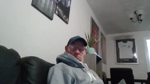kevlooking4sez online show from 01.04.25