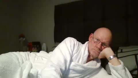 kevlooking4sez online show from 02.05.25