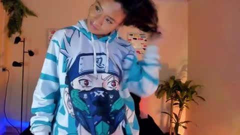 Snapshot of keyla_roberts_ chatting on 02.26.25 Adhara. Help me reach 100 likes online show from 02.26.25