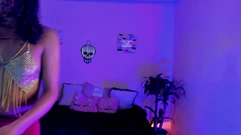 Snapshot of keyla_roberts_ chatting on 03.02.25 Adhara. Help me reach 100 likes online show from 03.02.25