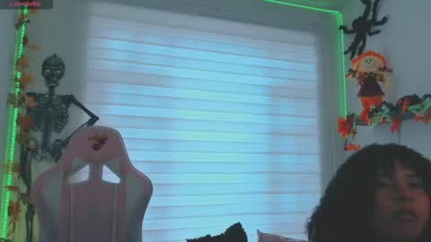 Snapshot of keyla_roberts_ chatting on 10.27.25 Adhara. Help me reach 100 likes online show from 10.27.25