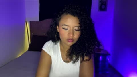 Snapshot of keyla_roberts_ chatting on 04.30.26 Adhara. Help me reach 100 likes online show from 04.30.26