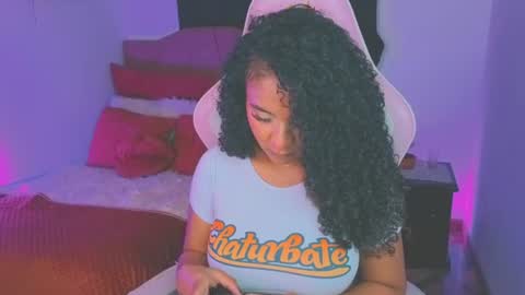 Snapshot of keyla_roberts_ chatting on 06.25.26 Adhara. Help me reach 100 likes online show from 06.25.26
