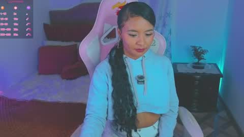 Snapshot of keyla_roberts_ chatting on 07.15.26 Adhara. Help me reach 100 likes online show from 07.15.26