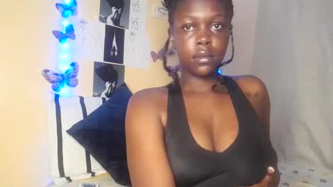 Snapshot of keylaa4 chatting on 12.29.24 keyla online show from 12.29.24