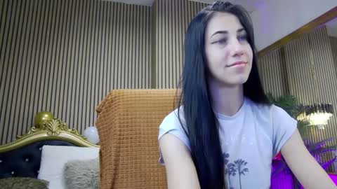 Snapshot of keylablair chatting on 02.14.25 KeylaBlair online show from 02.14.25