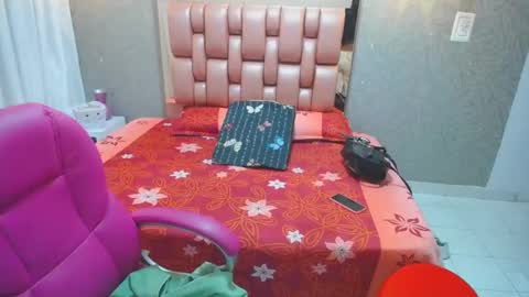 keyra_miller online show from 01.20.25