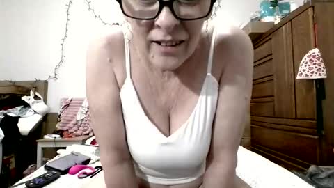 Snapshot of keywest_kate chatting on 03.23.26 keywest_kate online show from 03.23.26