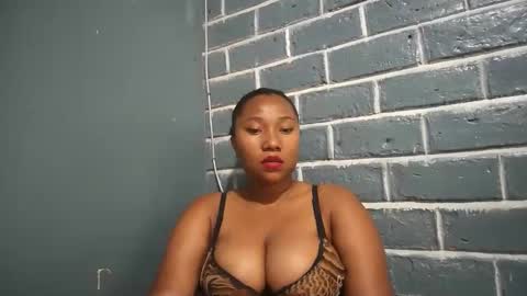 kezia0910 online show from 11.13.25