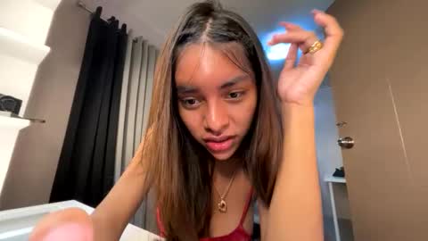 Snapshot of keziakinlley chatting on 11.24.25 keziakinlley online show from 11.24.25