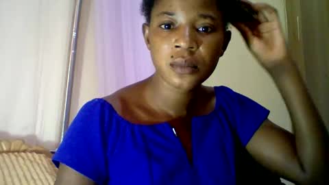 Snapshot of kezzia2 chatting on 11.17.25 kezzia2 online show from 11.17.25