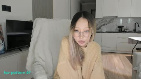 KHAESOO3 Yuna online show from 02.08.25