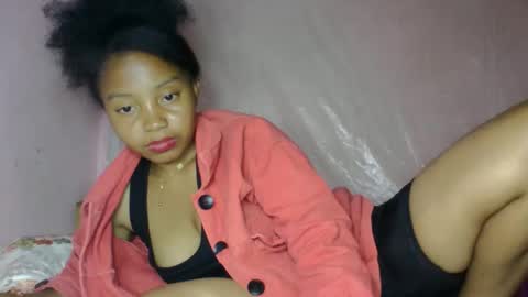 khaissa online show from 12.20.25