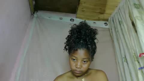 Snapshot of khaissa chatting on 02.19.26 khaissa online show from 02.19.26