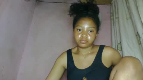 Snapshot of khaissa chatting on 02.24.26 khaissa online show from 02.24.26