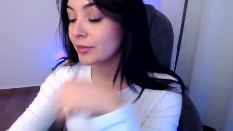 Snapshot of khal_girl chatting on 11.06.25 Liss online show from 11.06.25