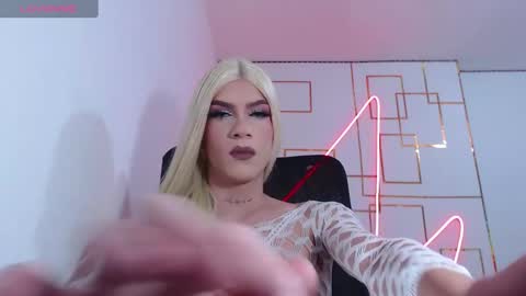 Snapshot of khalany_hadid chatting on 01.07.25 kahalany online show from 01.07.25
