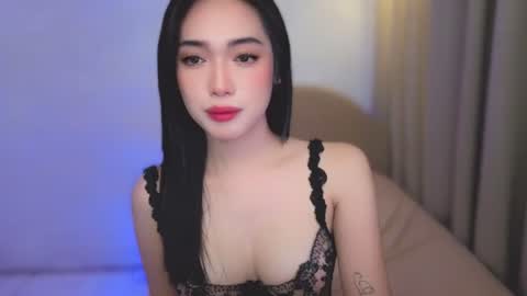 Snapshot of khaleesi_sonrisa chatting on 06.25.26 sonrisa online show from 06.25.26