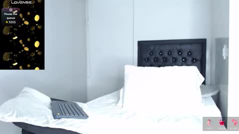 Snapshot of khalidrumie chatting on 11.14.25 Khalid Rumie online show from 11.14.25