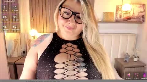 Kharla Marin online show from 09.23.25