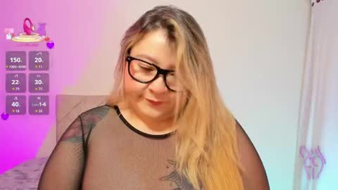 Snapshot of kharla_marin chatting on 05.22.26 Kharla Marin online show from 05.22.26