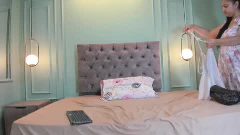 Kathe Hot online show from 12.23.24