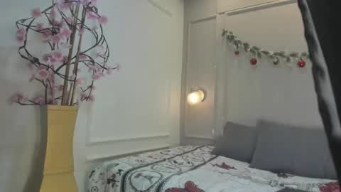 Kathe Hot online show from 12.18.25