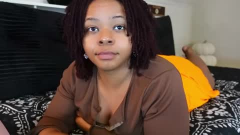 Khaya online show from 10.27.25