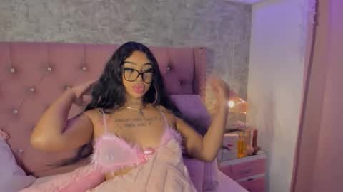 Snapshot of khelany_isyy chatting on 02.11.26 Khelany Isyy online show from 02.11.26