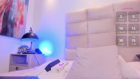 KHLOE online show from 12.24.24