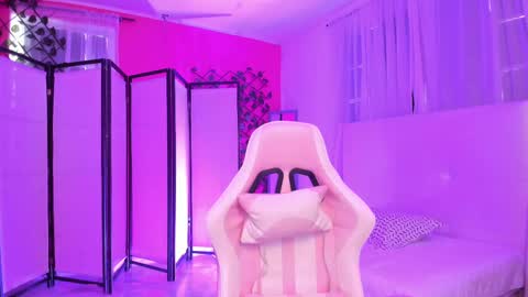 Khloe online show from 10.03.25