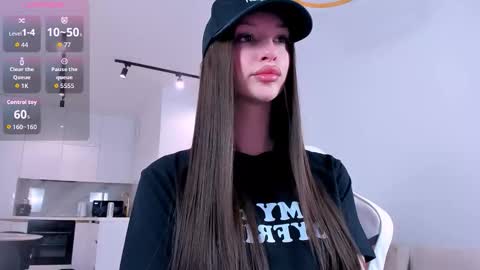 Snapshot of khloeforever chatting on 02.04.26 khloe online show from 02.04.26