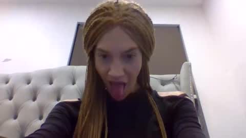 Snapshot of khloestahr101 chatting on 03.19.26 khloestahr101 online show from 03.19.26